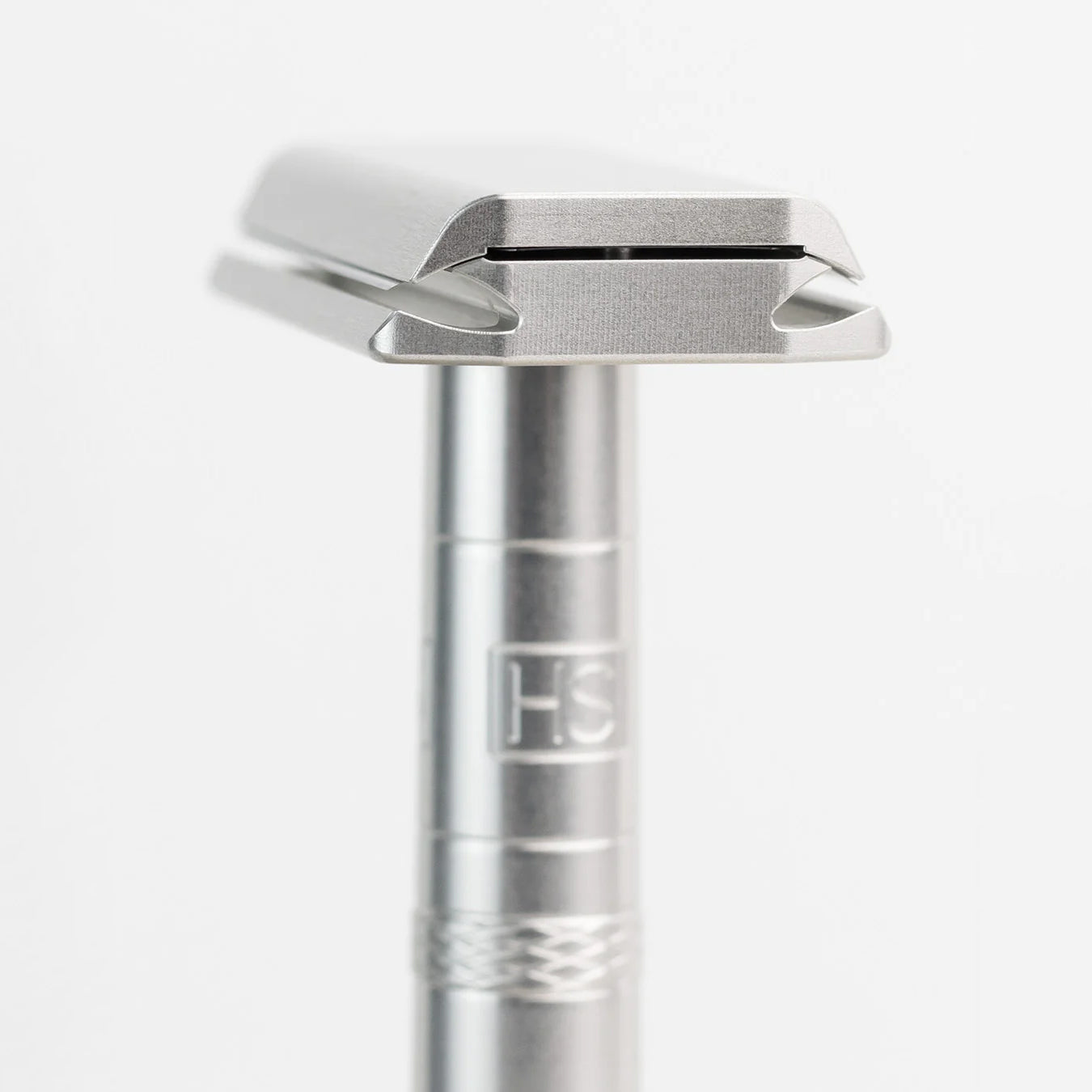 Henson Shaving AL13 Safety Razor – Precision, Comfort & Sustainability