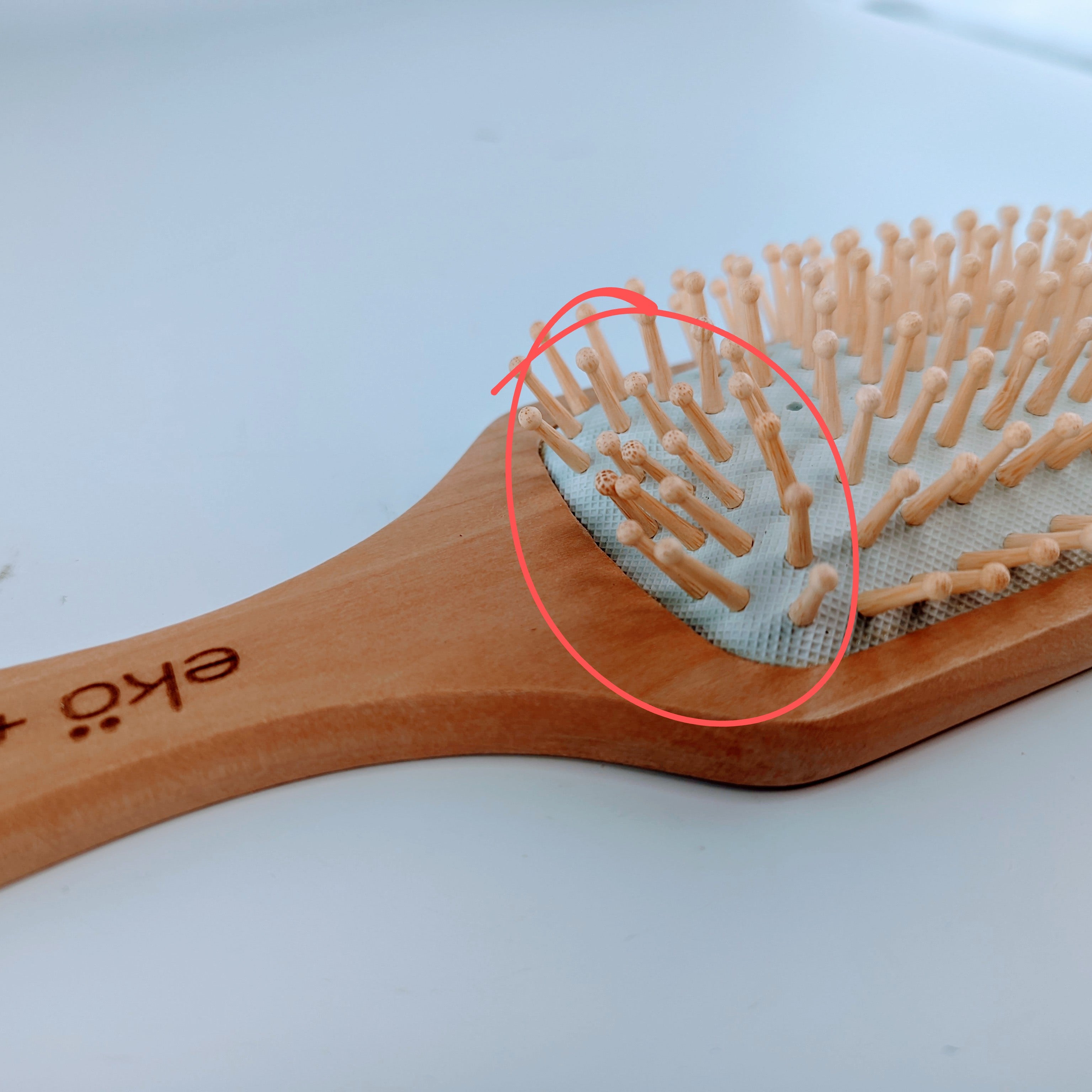 bamboo hair brush (defective)