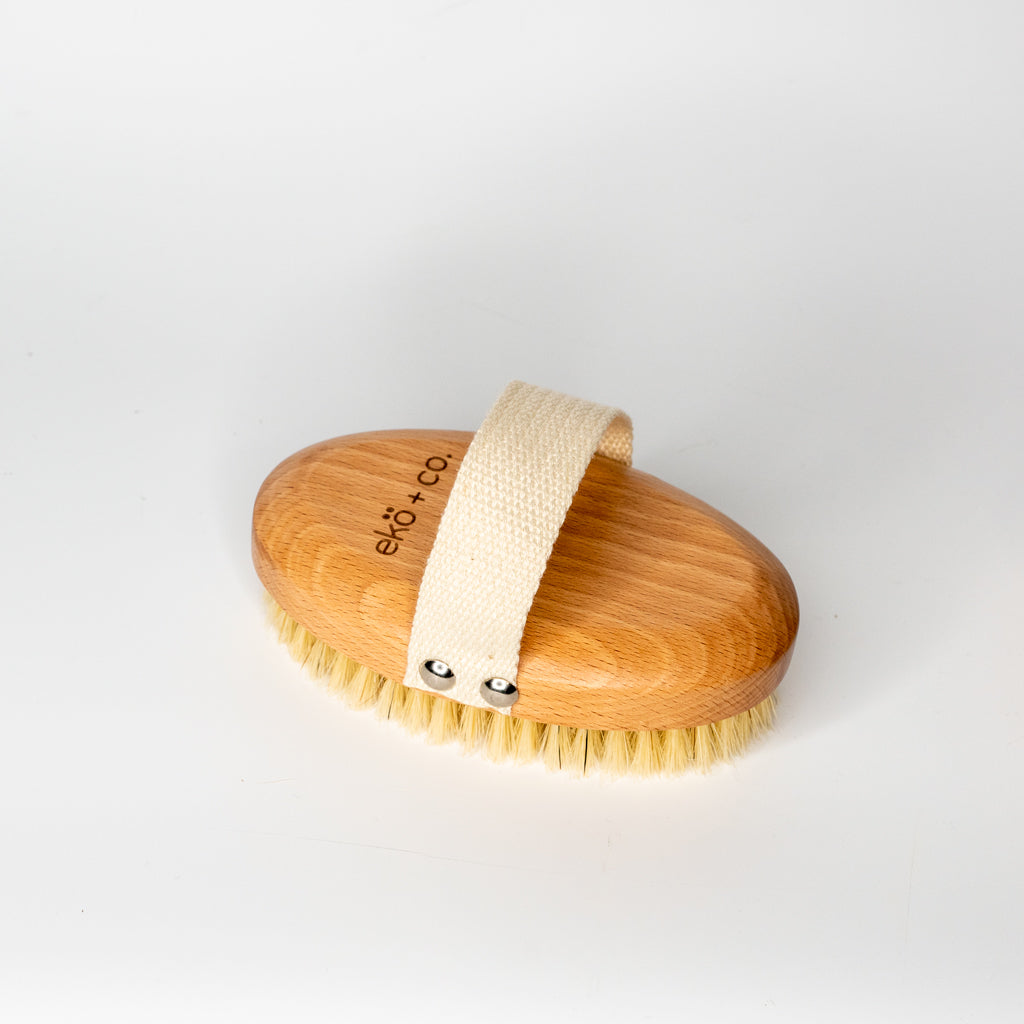 exfoliating dry body brush - dry brushing skin